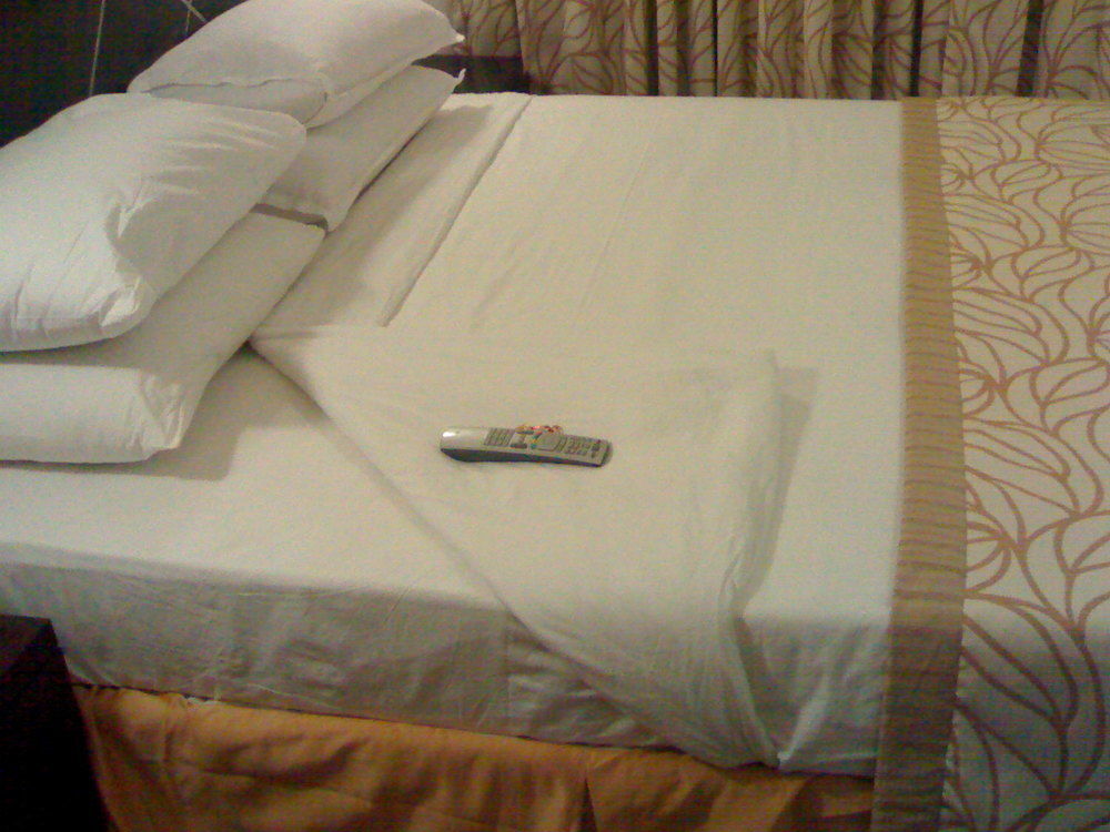 Hotel Hindusthan International, Bhubaneswar Buitenkant foto